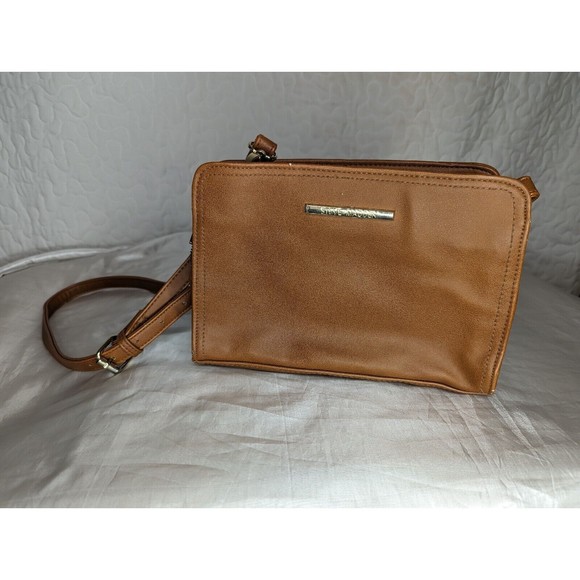 Steve Madden Handbags - Steve Madden purse crossbody Brown